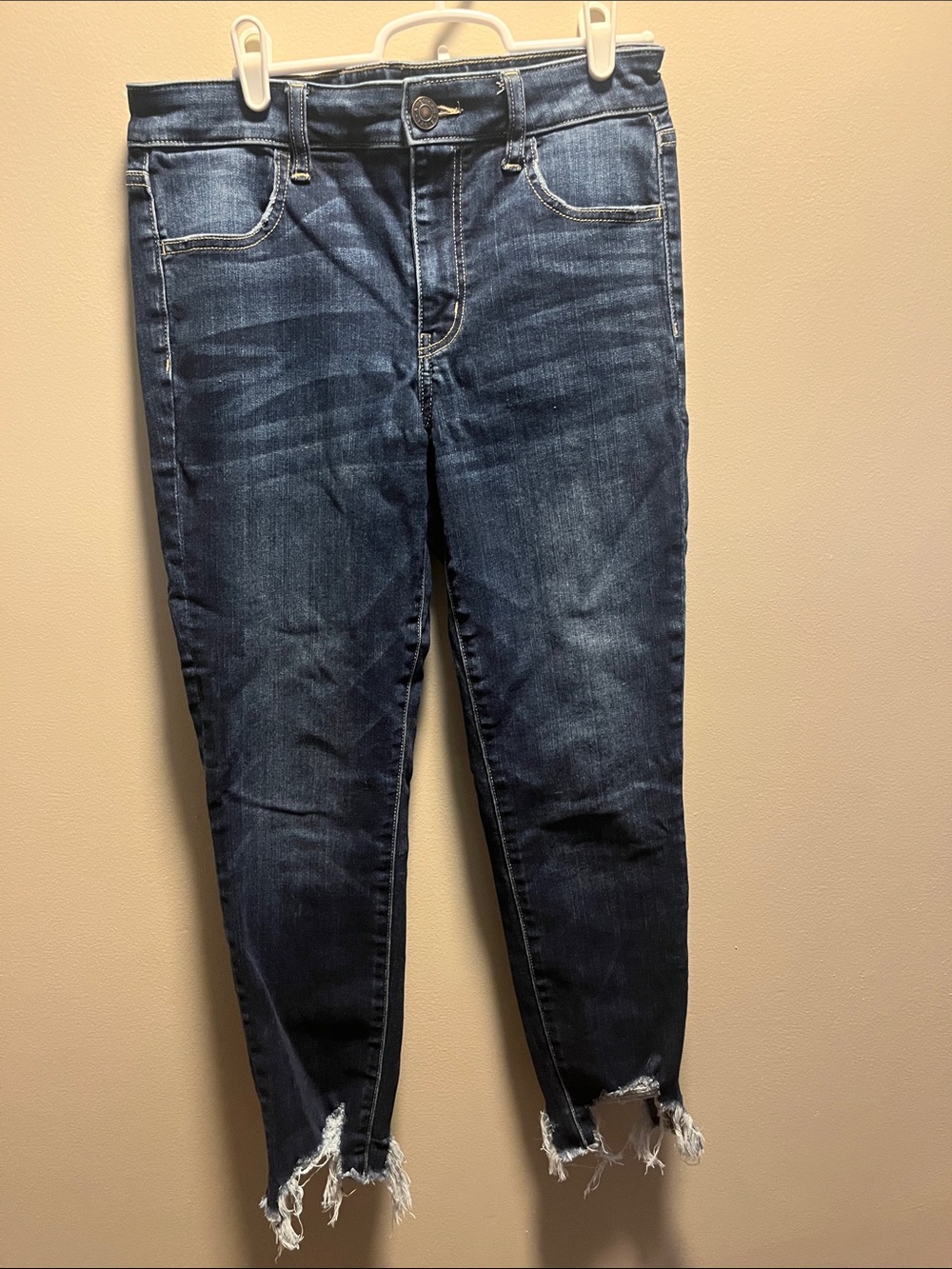 American Eagle Dark Blue Denim Jeans; Hi-Rise Jegging Crop